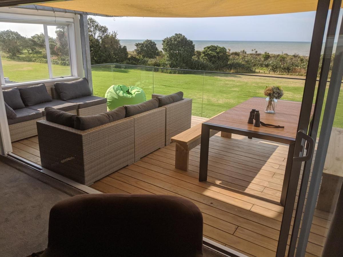 Waitara Taranaki Beach House - Great Sea Viewsヴィラ エクステリア 写真